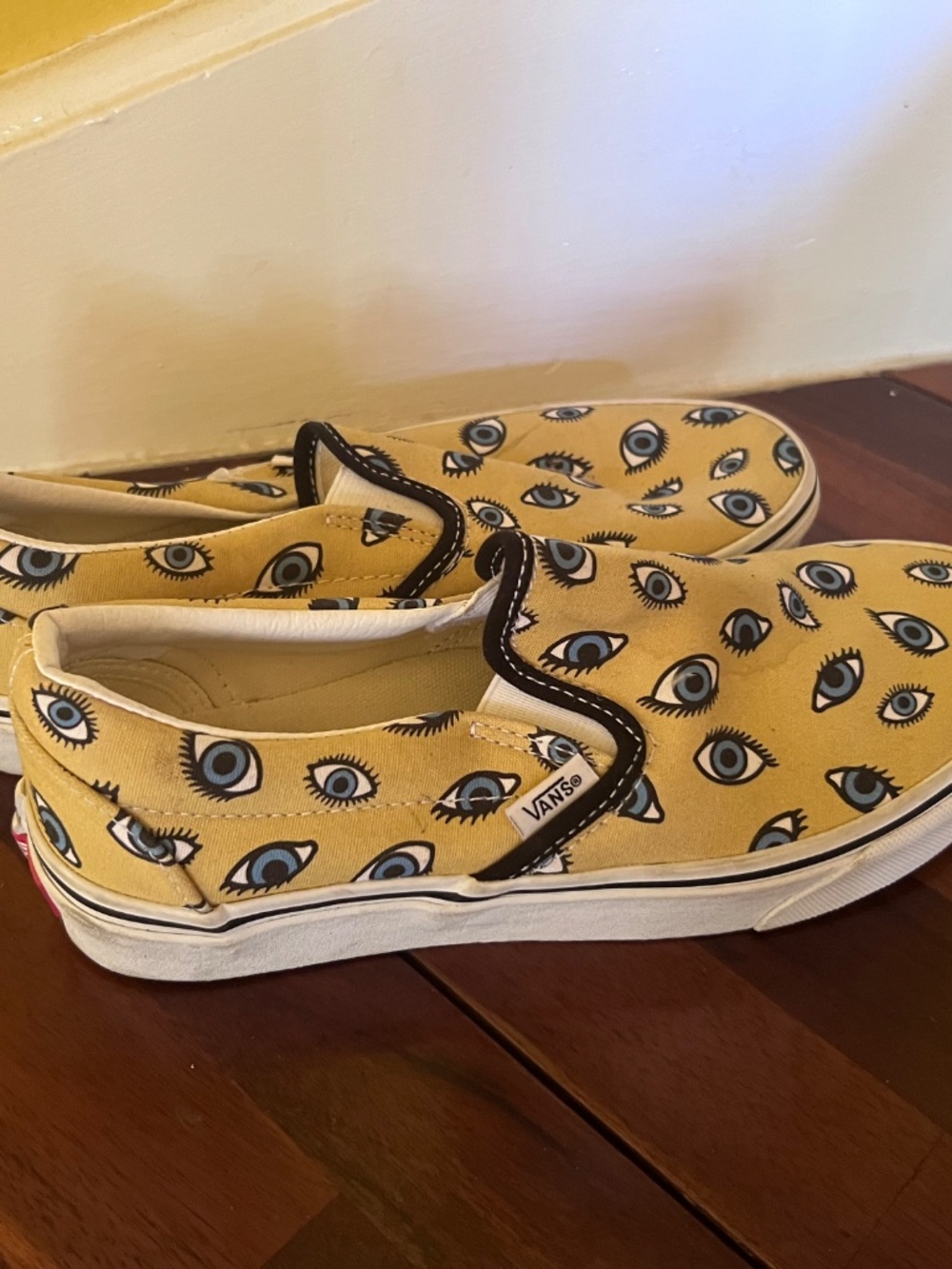 Vans Slip Ons - Picture 4 of 5